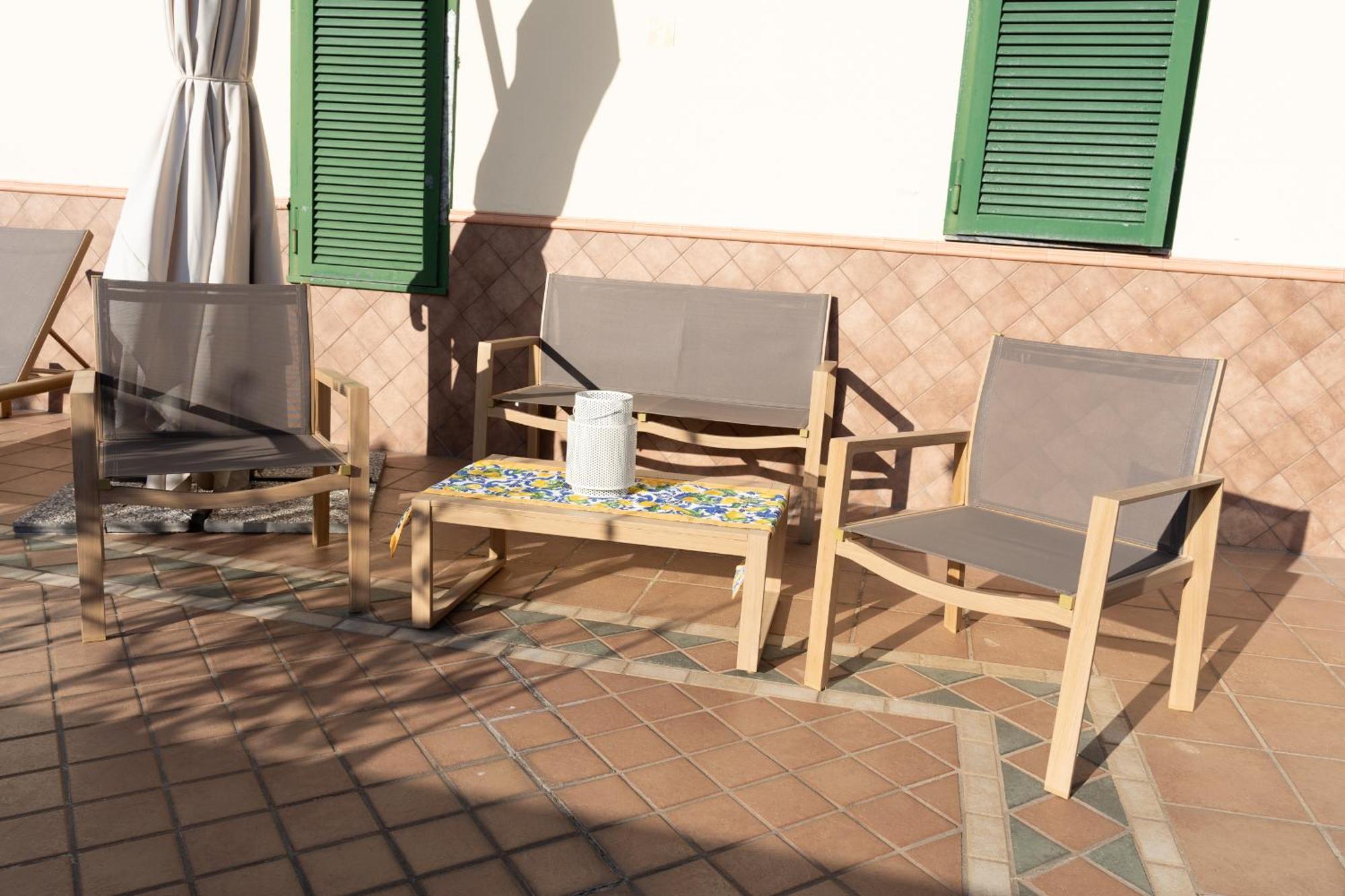 L'Attico Fuggente Hotel Naples Exterior photo